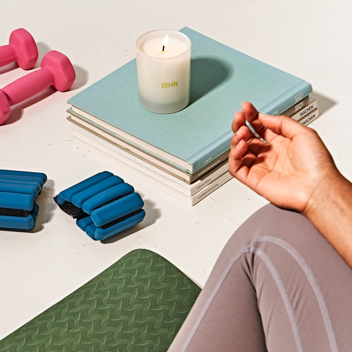 Lohn Candle - Zima Bergamot & Black Tea
